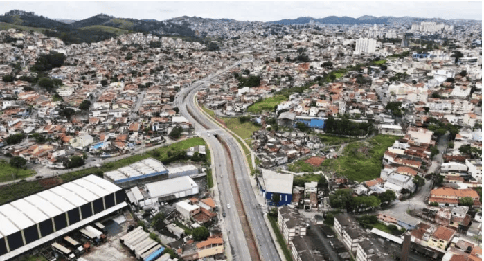 terreno perto do Cassaquera