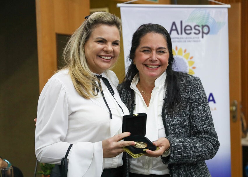 Carla Morando e presidente da Pro Cura