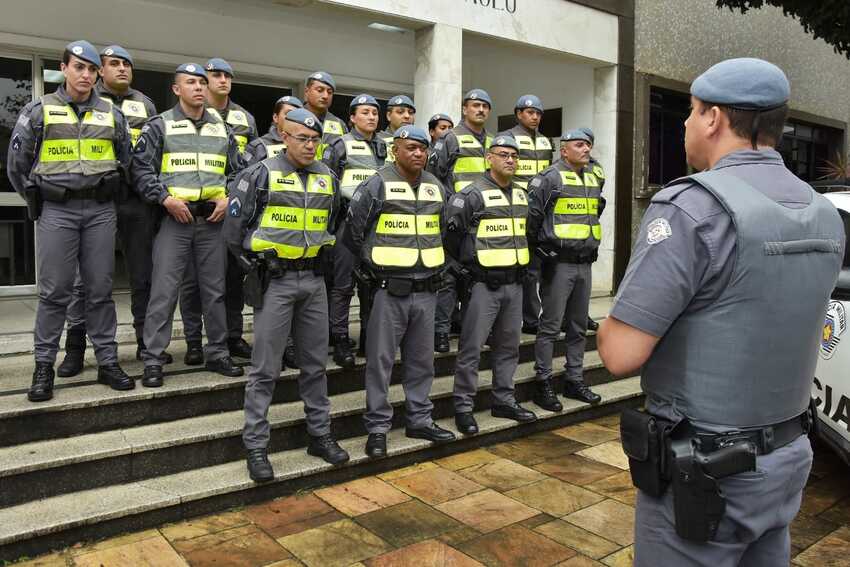 policiais militares