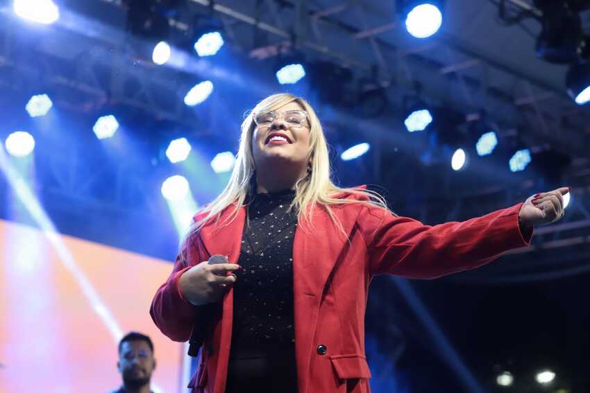 Marília Mendonça Cover