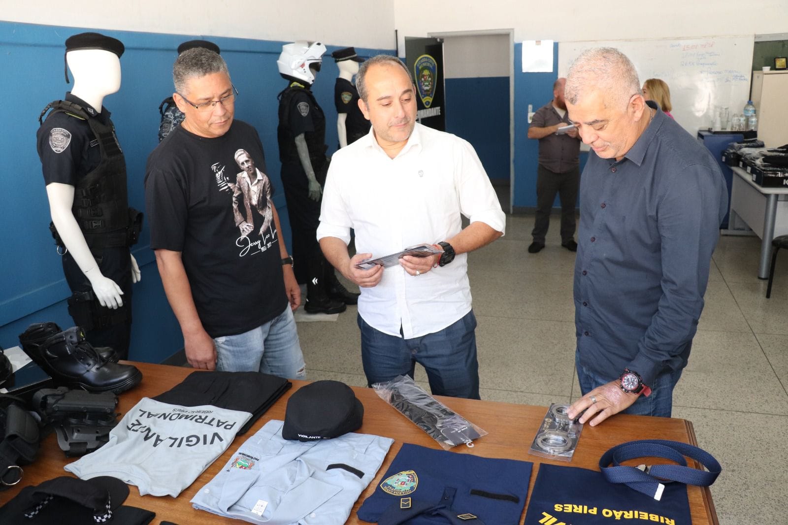 prefeito Guto Volpi na GCM