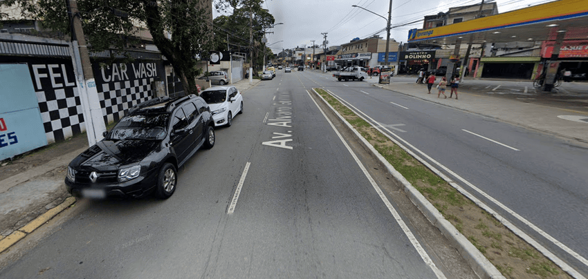 avenida Álvaro Guimarães