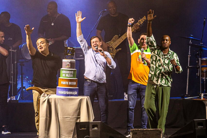 Thiaguinho e Orlando Morando