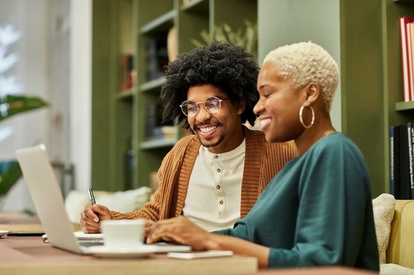 Estudantes universitários negros