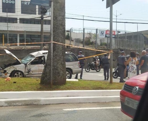 Caminhonete colidida em São Bernardo