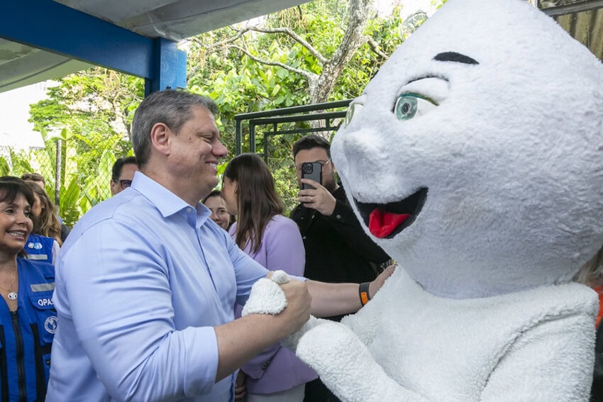 Tarcísio e Zé Gotinha