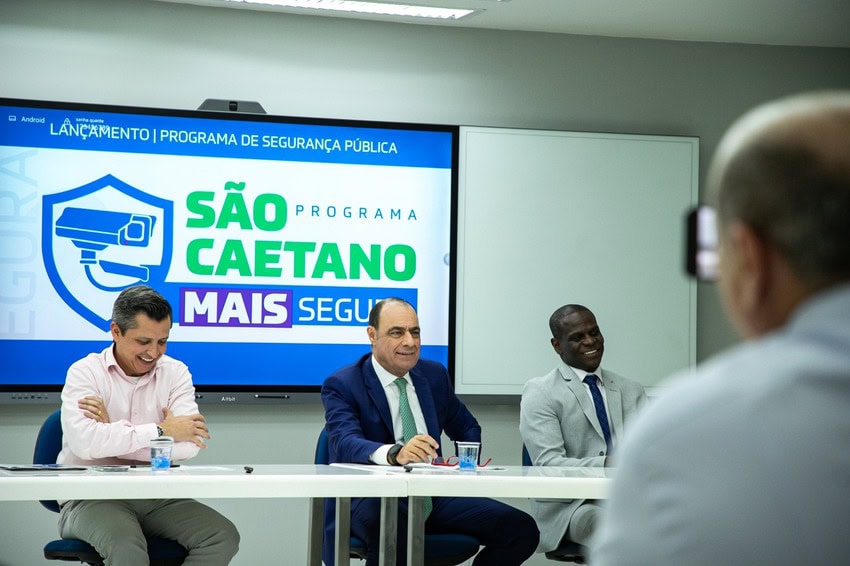 Jefferson, Auricchio e Lourival