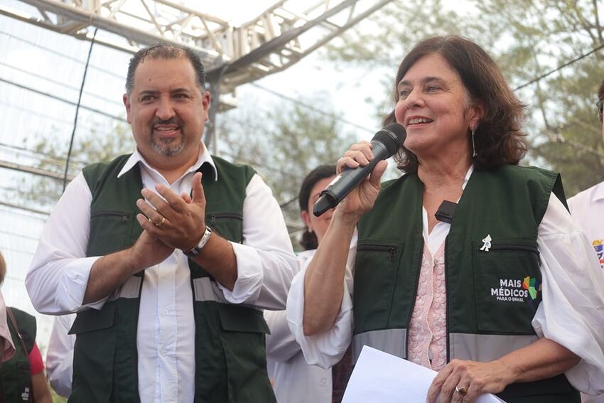 Marcelo Oliveira e Nisia Trindade