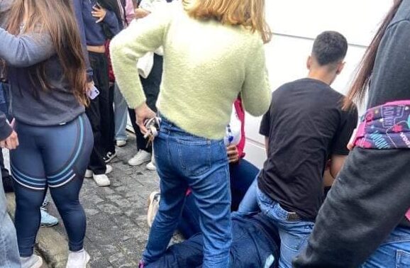 briga entre estudante