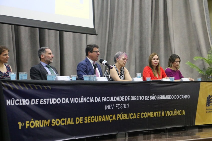 Fórum de Segurança - mesa de autoridades