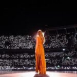 Ladrão rouba celular de fã da Taylor Swift e manda fotos do evento por mensagem
