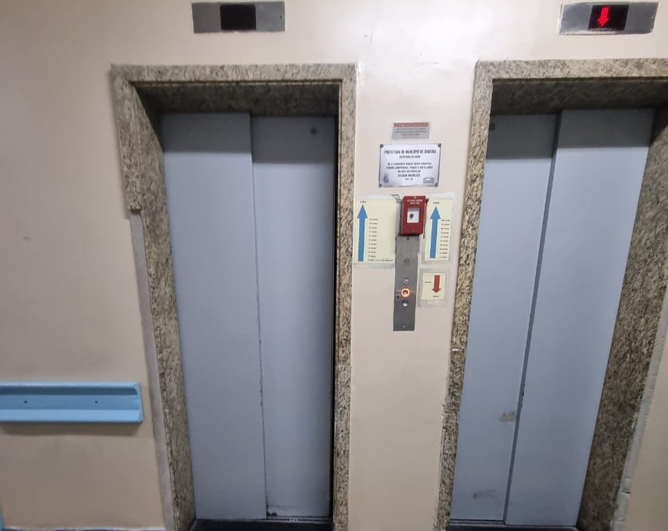 elevadores do Hospital Piraporinha