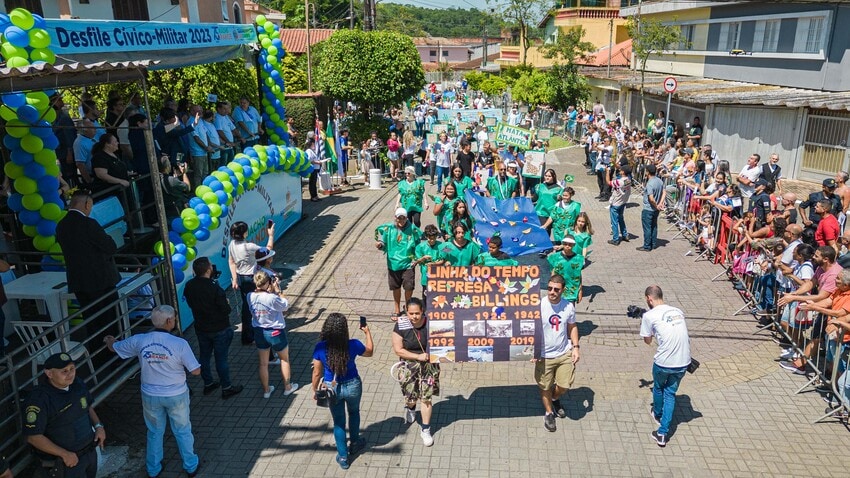 Riacho Grande com Desfile Cívico-Militar.