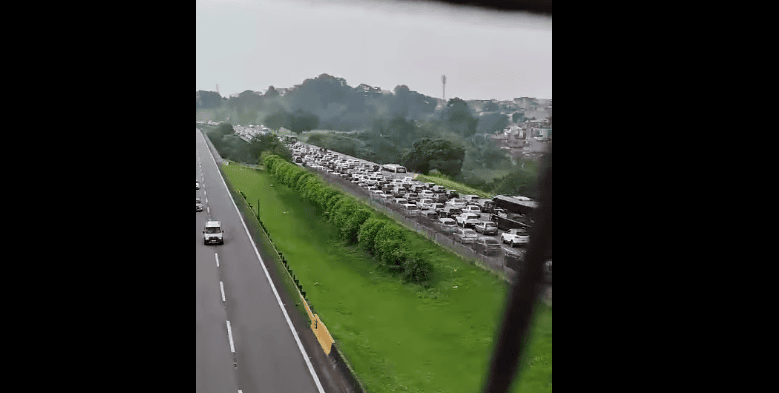congestionamento Imigrantes