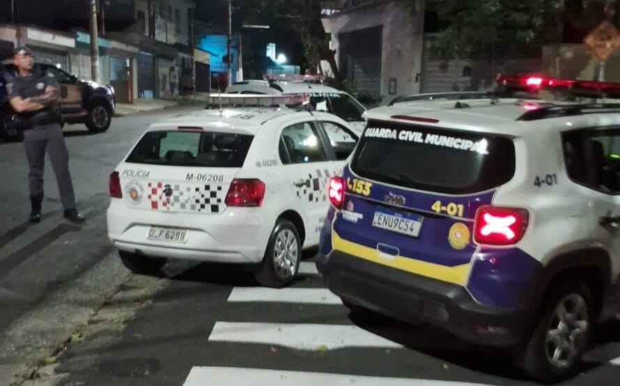 viaturas da PM e GCM de São Bernardo
