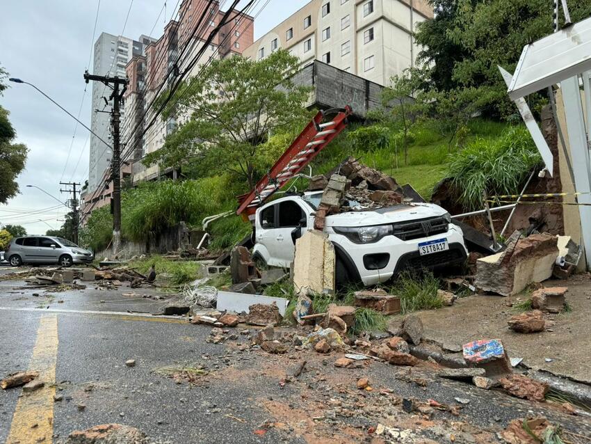 queda de muro em Diadema