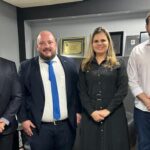 Luís Henrique da área jurídica do gabinete da deputada, Ricardo Haacke Suppion, deputada Carla Morando e o chefe de gabinete Neto Batistetti