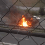 Carro pega fogo na Imigrantes sentido Santos