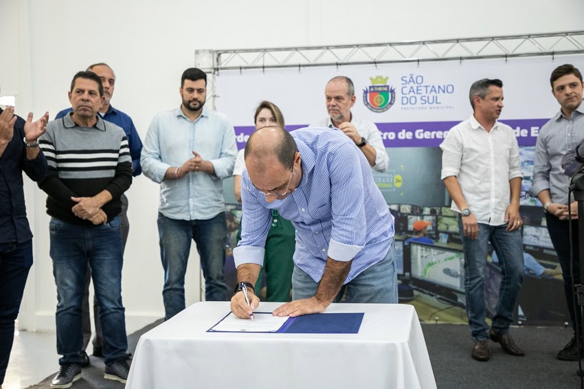 Auricchio assina Ordem de Serviço para a ampliação do CGE
