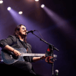 Sucesso do pop rock: Dino Fonseca desembarca em São Paulo nesta sexta-feira, 12, para grande show no Espaço Unimed
