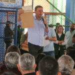 Prefeitura de São Bernardo faz entrega de 663 escrituras na Vila Vitória
