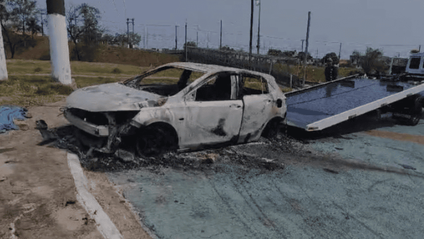 carro queimado em Diadema