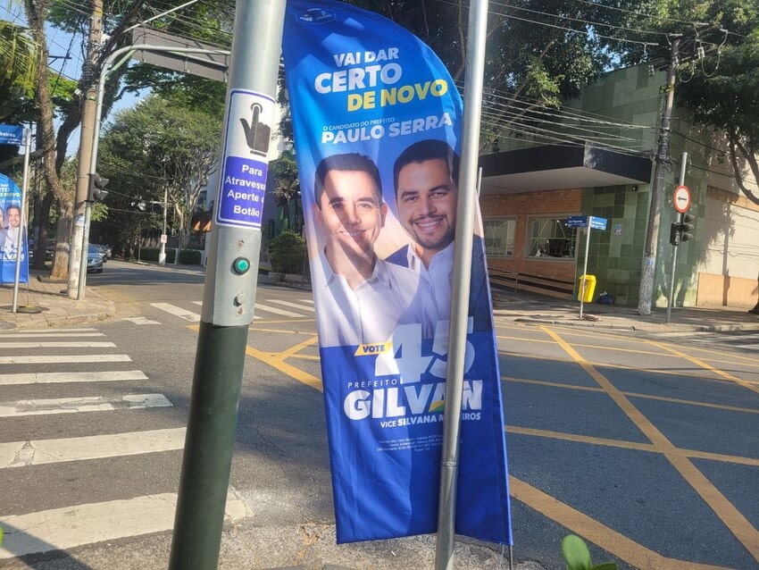wind banner Gilvan e Paulo Serra