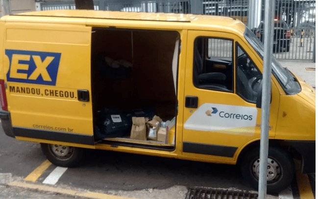 veículo dos correios