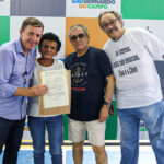 Prefeitura de São Bernardo entrega 155 escrituras a moradores do loteamento Divinéia Pantanal I