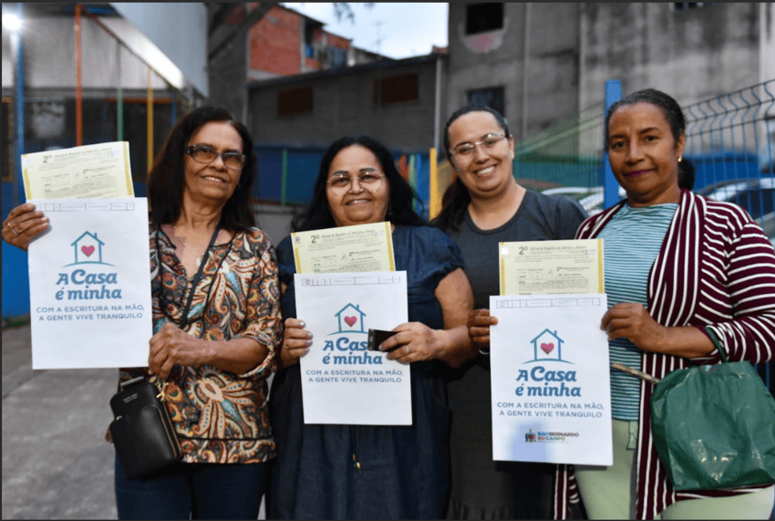 Prefeito Orlando Morando avança em regularização e entrega escrituras no Jd. João de Barro
