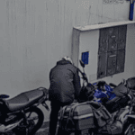 Criminoso furta frente de moto 0 km e prejuízo chega a R$  3 mil 