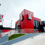 KFC inaugura o seu primeiro Drive-Thru no Brasil e atinge a marca histórica de 200 lojas