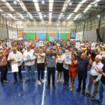 Em marco histórico, São Bernardo ultrapassa 50 mil escrituras com nova ação na Vila São Pedro