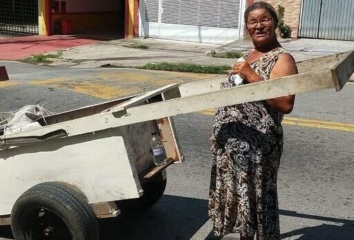 Dona Cida da Reciclagem