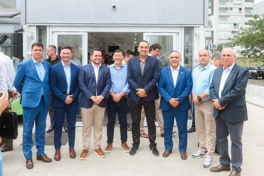 Em vistoria com Marcelo Lima, governador em exercício anuncia BRT para janeiro de 2026