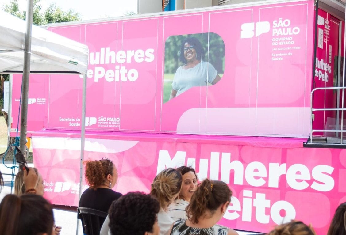 Carreta da mamografia