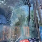 ônibus da BR7 Mobilidade com vidro quebrado após acidente