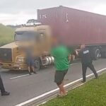 Briga de trânsito em São Bernardo termina na delegacia