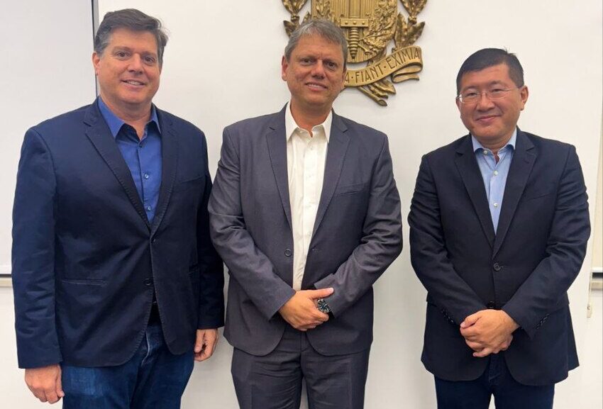 Prefeito Taka Yamauchi discute demandas com governador de São Paulo