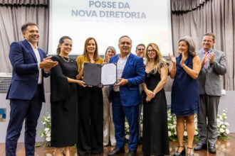 Em cerimônia, Priscilla Simonato assume oficialmente o cargo