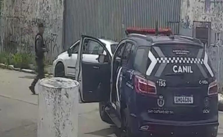 CGE de São Caetano identifica e GCM captura homem com mandado de prisão