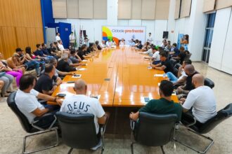 Comerciantes da Av. Kennedy e Marcelo Lima discutem melhorias para bares e restaurantes