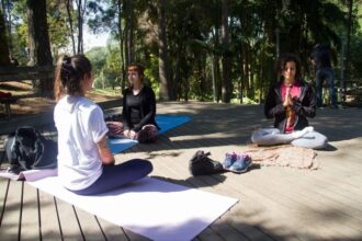 Santo André promove aulas gratuitas de ioga, tai chi chuan, lian gong e dança de salão