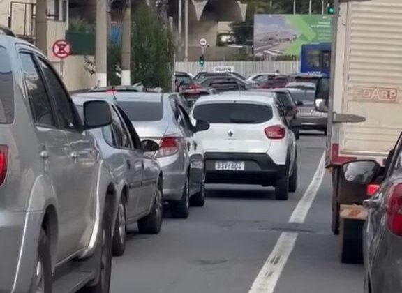 Trânsito em São Bernardo: manhã de quinta-feira com lentidão