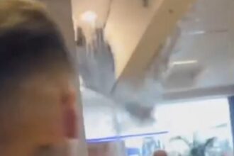 Susto: teto de shopping desaba em Santo André