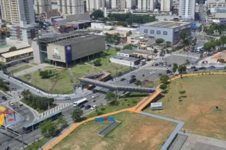 Passarela do Paço é entregue revitalizada