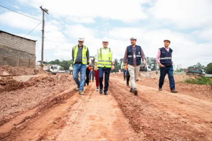 Tite monitora online passo a passo das obras de combate às enchentes do ReFundação