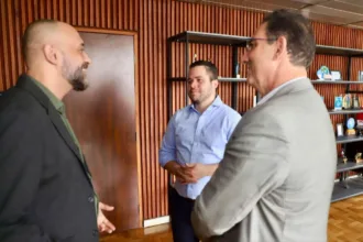 Gilvan recebe superintendente do Iphan, que confirma R$ 12,5 milhões para a Vila de Paranapiacaba