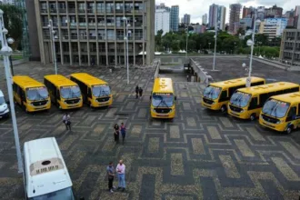 Santo André amplia frota de veículos escolares para crianças com deficiência