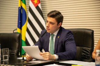 Thiago Auricchio é reeleito presidente da Comissão de Constituição, Justiça e Redação da Alesp